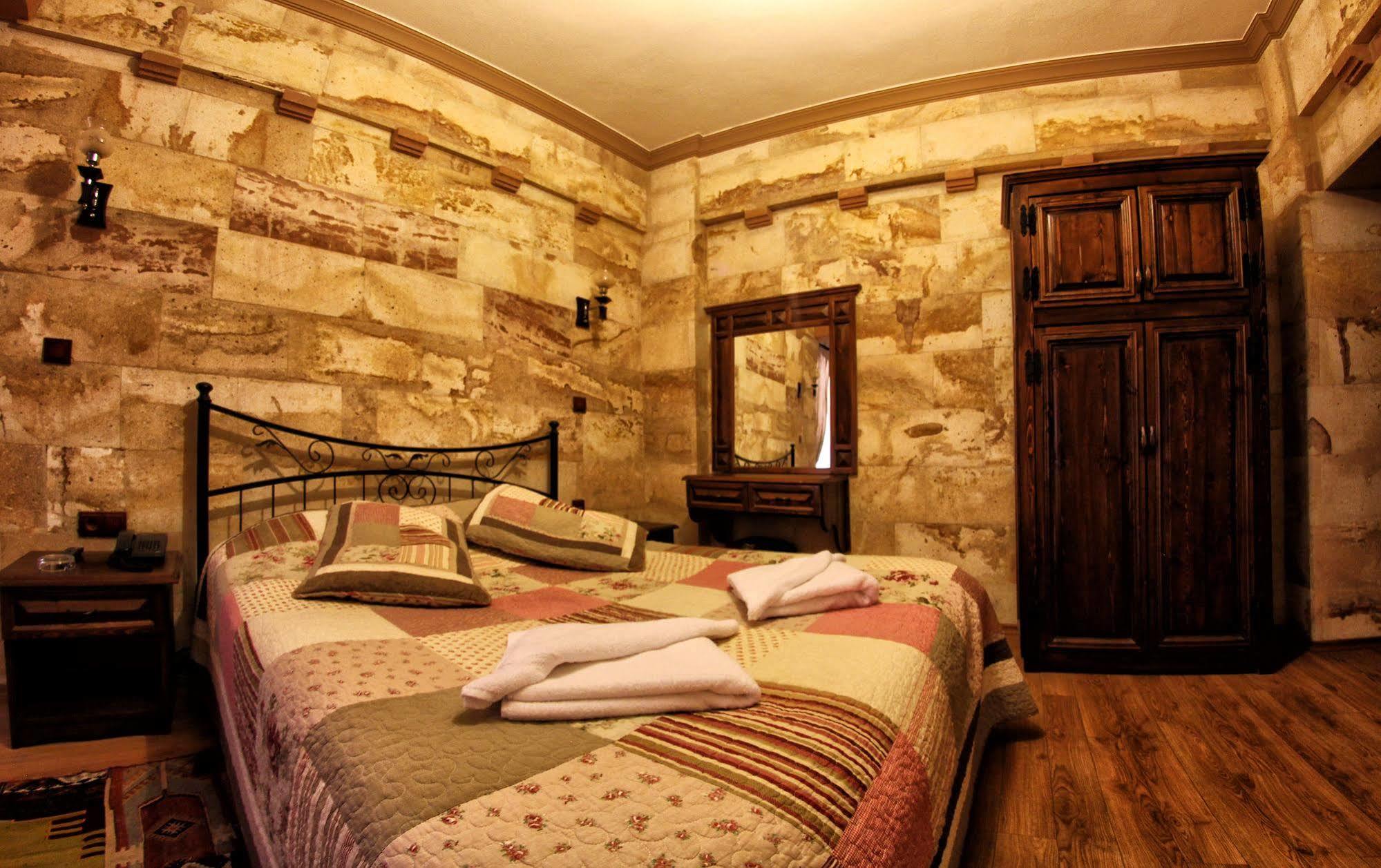 Akuzun Stone Hotel Ürgüp Exterior foto